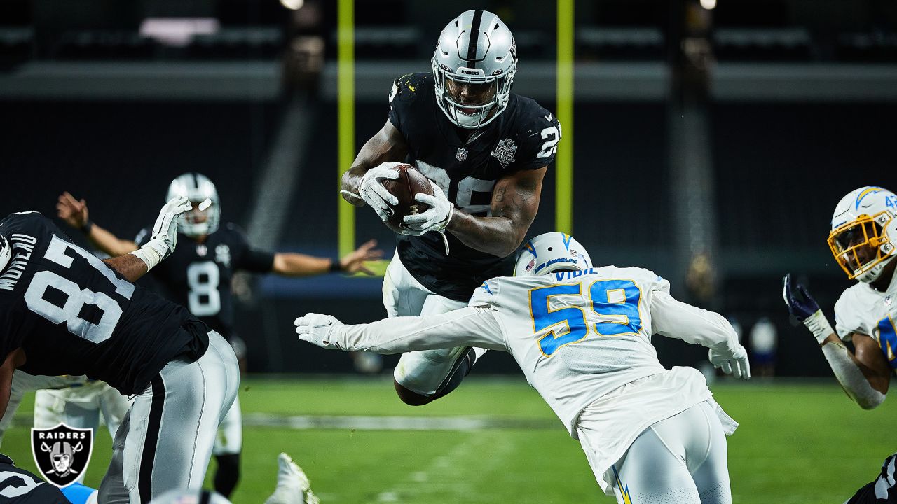 Players, media react to Raiders' 2021 schedule reveal