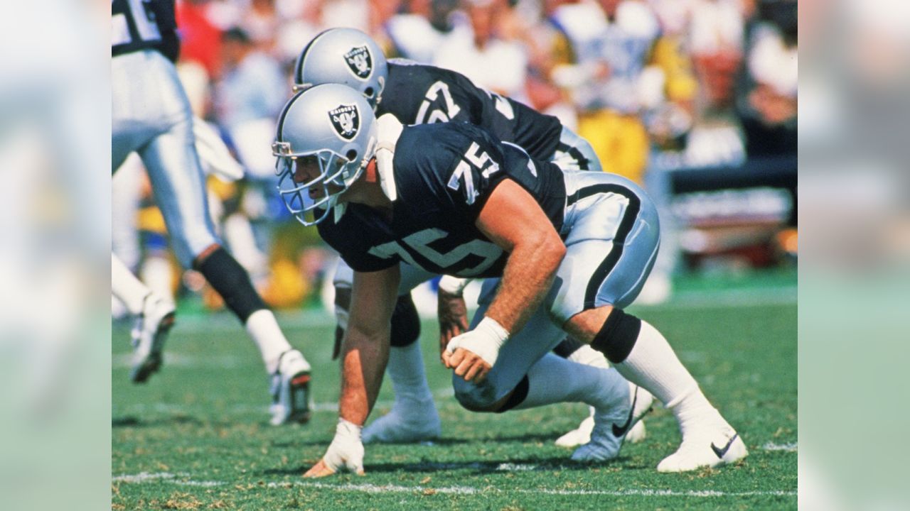 Las Vegas Raiders - Happy birthday, Howie Long 