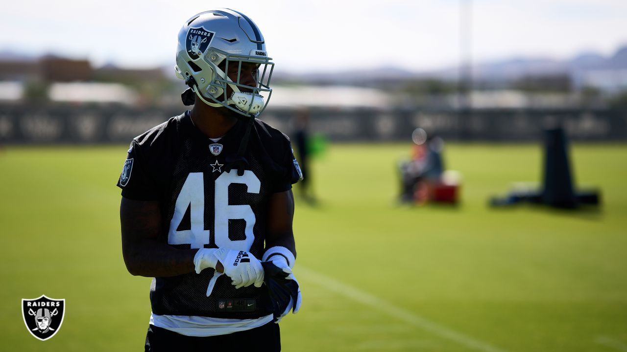 Raiders sign CB Isiah Brown