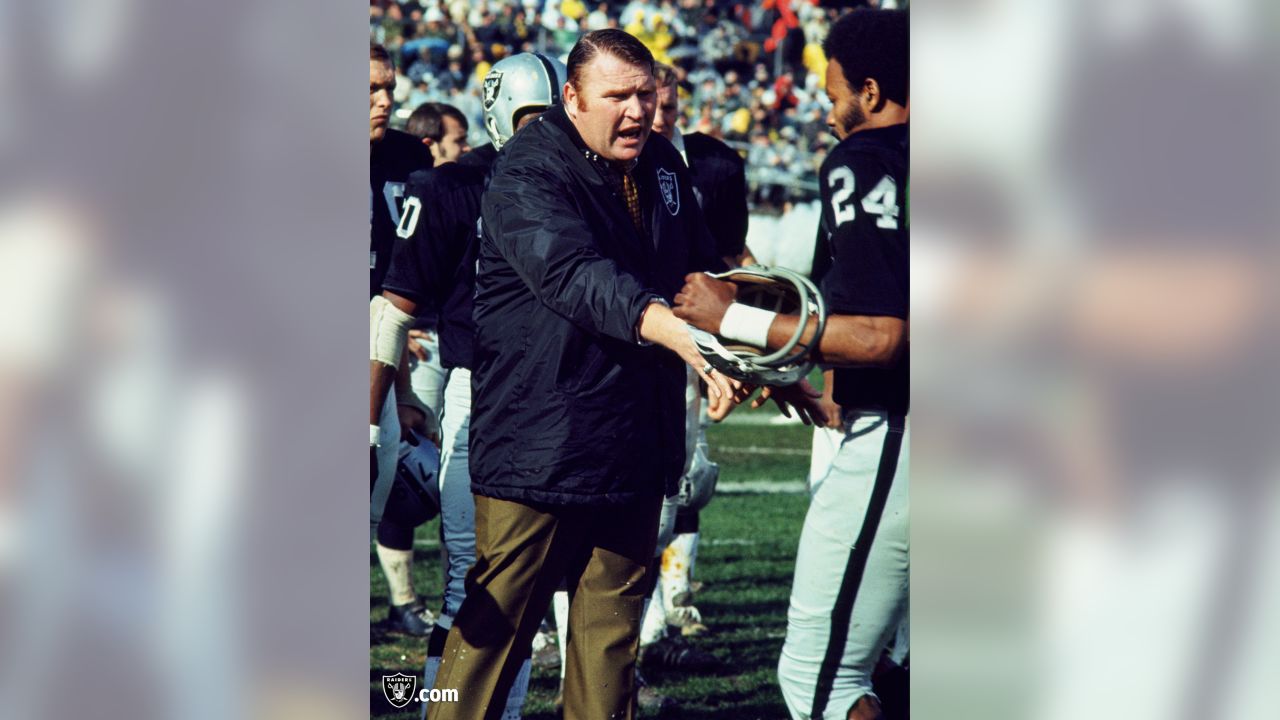 The Athletic on X: John Madden's career as the head football coach of the Oakland  Raiders: ◻️ 10 years (1969-1978) ◻️ 103-32-7 overall record ◻️ .759 win %*  ◻️ 1976 Super Bowl