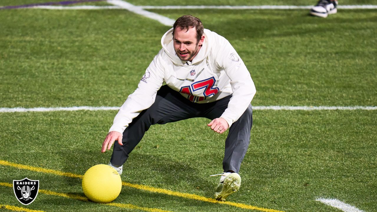 Hunter Renfrow shows off arm at NFL Pro Bowl Skills Challenge