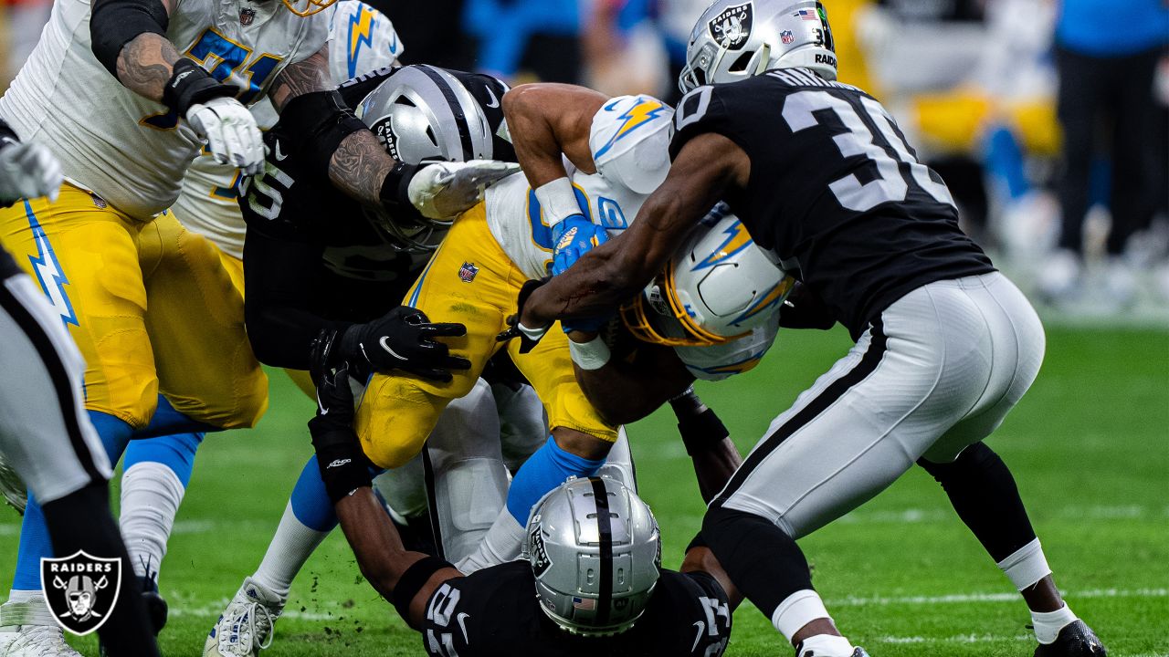 Safety Duron Harmon of the Las Vegas Raiders breaks up a pass to wide  News Photo - Getty Images