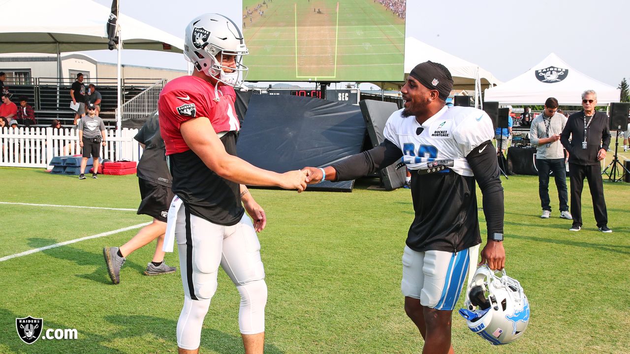 Oakland Raiders' Chris Warren III (34) during NFL football practice in  Napa, Calif., Wednesday, …