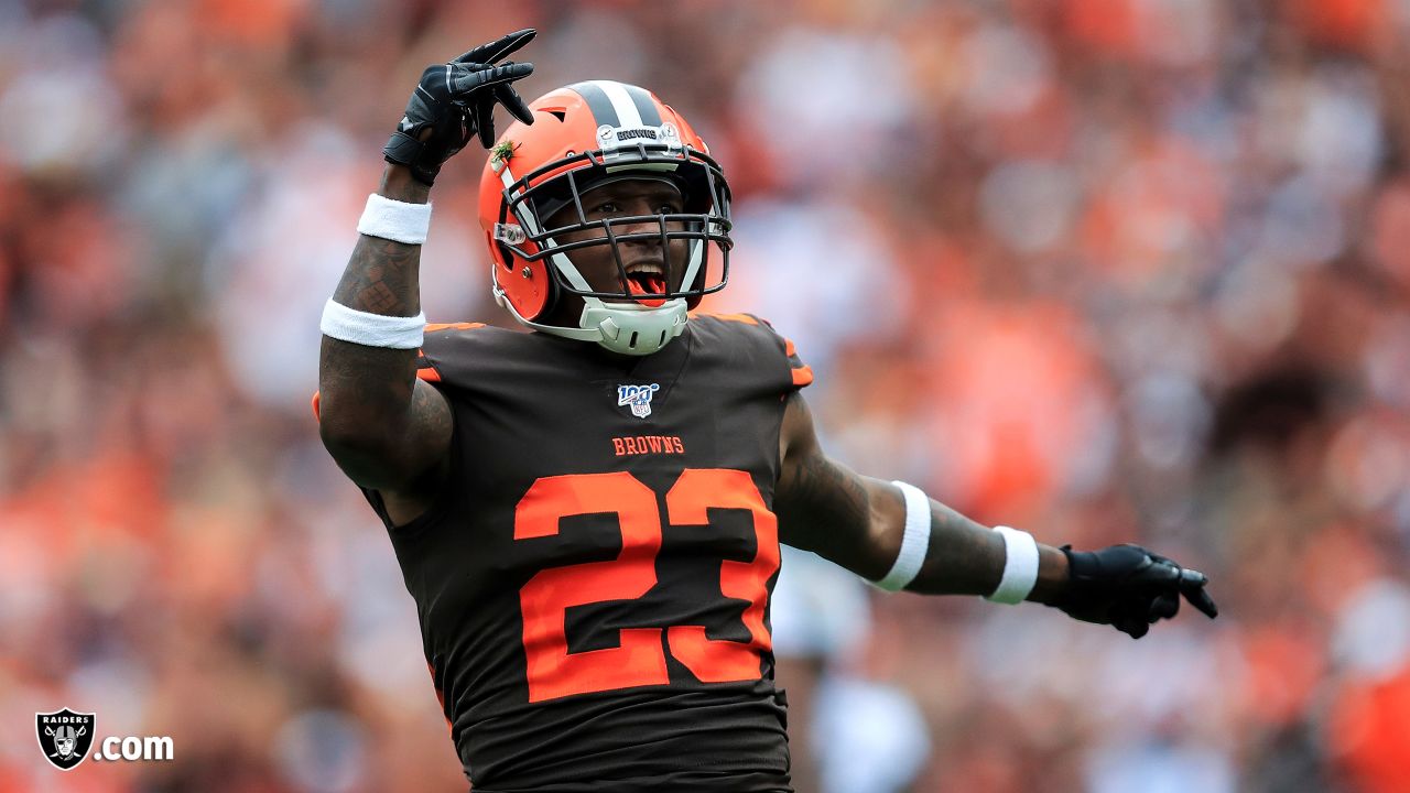 Helmet Stalker on X: Browns DB Damarious Randall is now using a