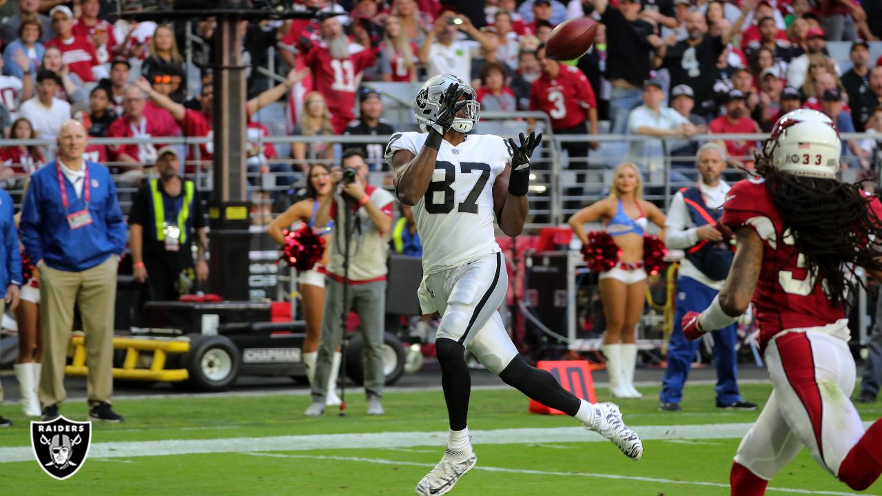 A Look At The Raiders History Against The Cardinals