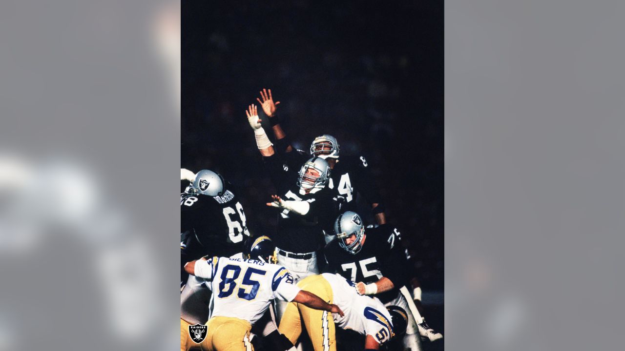 Raiders News: Monday Night Football Milestone watch - Silver And