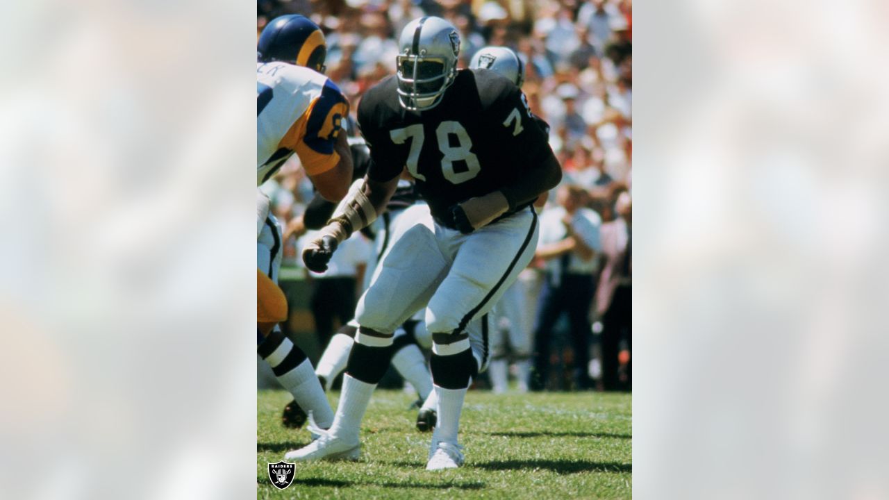 On This Date in Raiders History: Art Shell inducted into the Hall of Fame