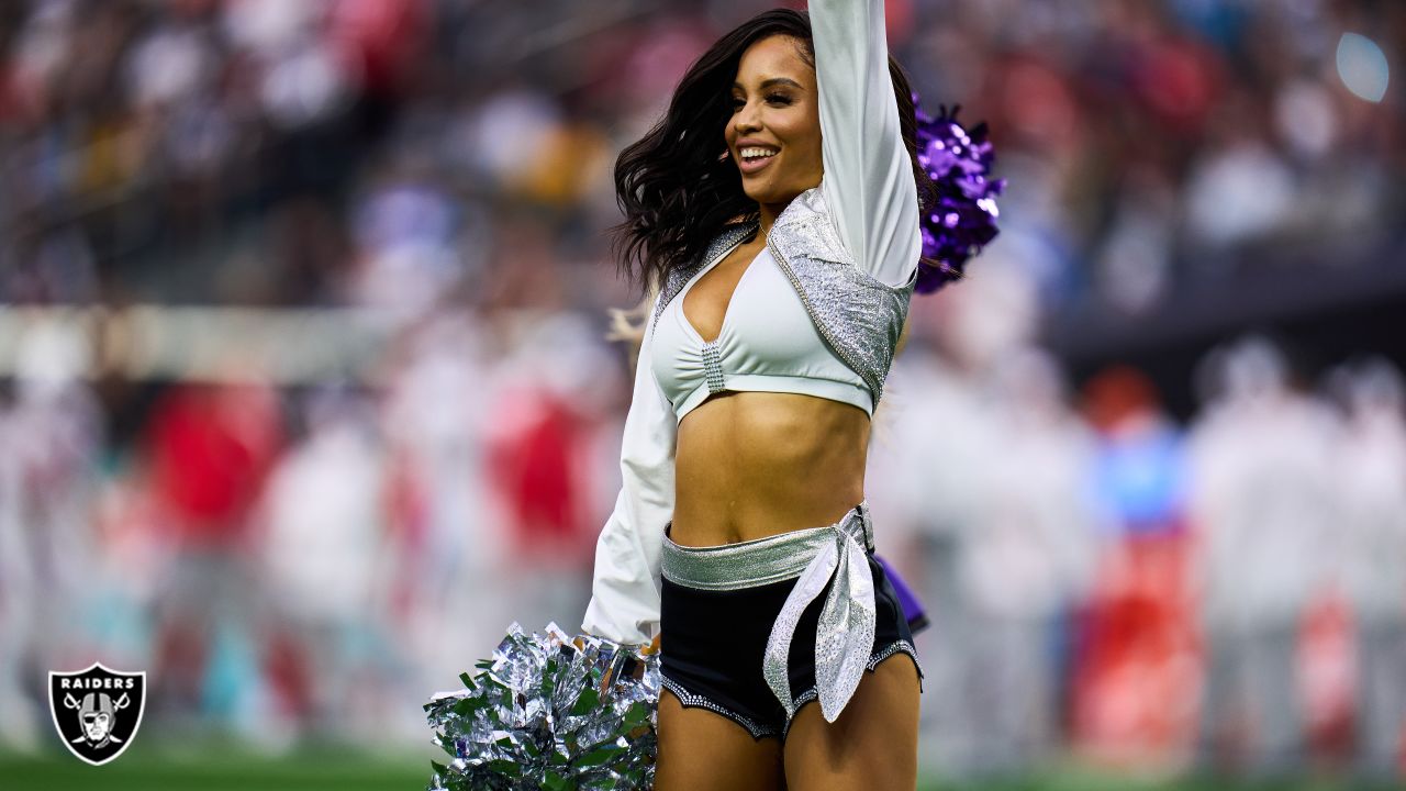 Top Shots: Raiderette Shaniah at the 2022 Pro Bowl