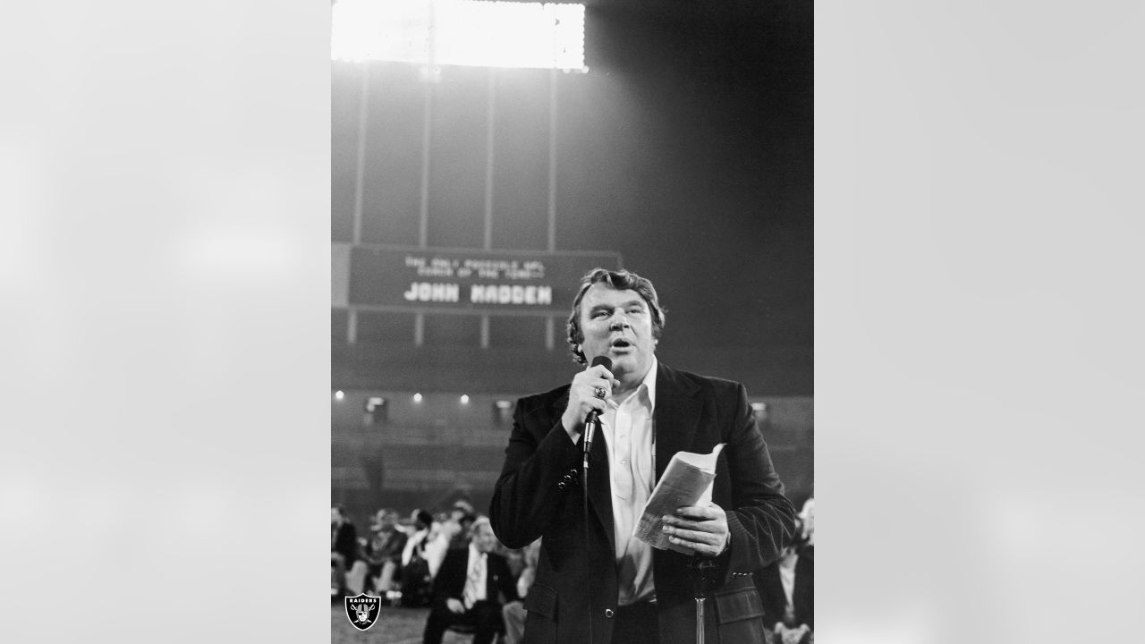 NFL Honors remembers the late John Madden with special tribute