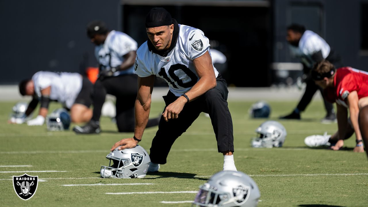 Darren Waller, Hunter Renfrow officially returning for Raiders against  Patriots - Las Vegas Sun News