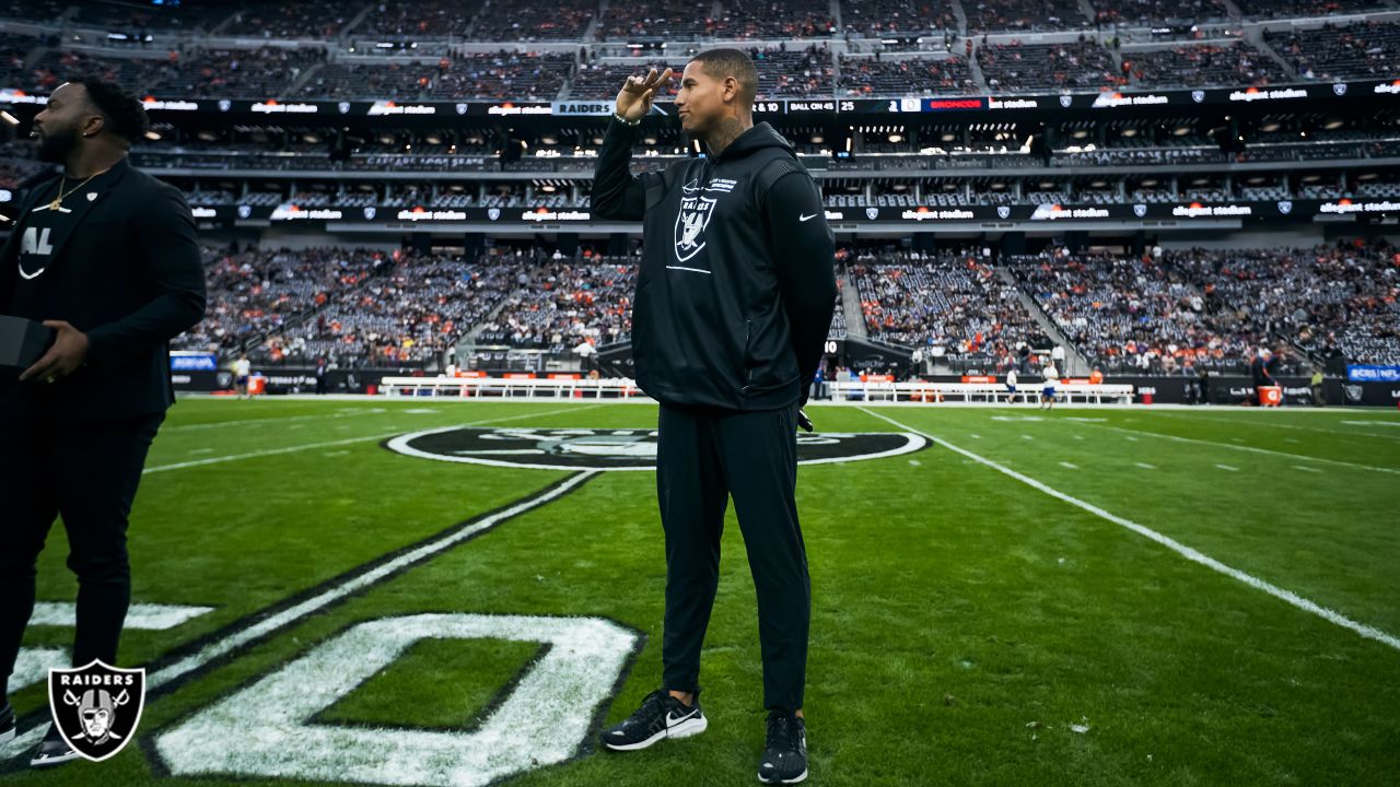 Darren Waller honored as Raiders' Walter Payton NFL Man of the Year nominee  in pregame celebration