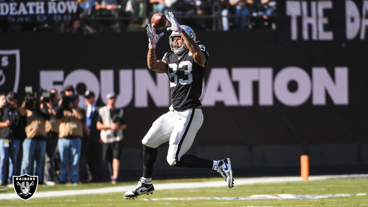 Inside Raiders' Tight End Darren Waller's Grueling Recovery Day