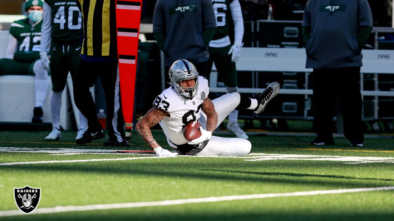 Derek Carr Couldn't Believe the Jets Gifted Him a Hail Mary Win