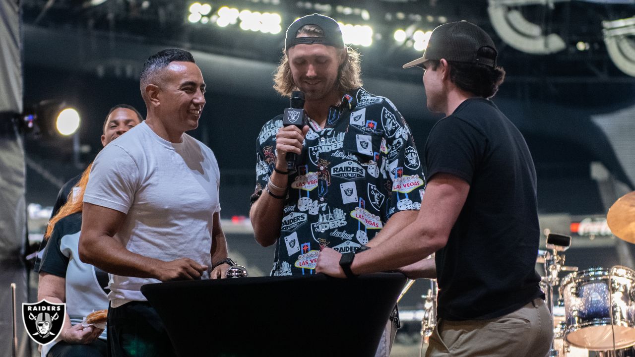 AJ Cole honored pregame for nomination as Raiders' Walter Payton