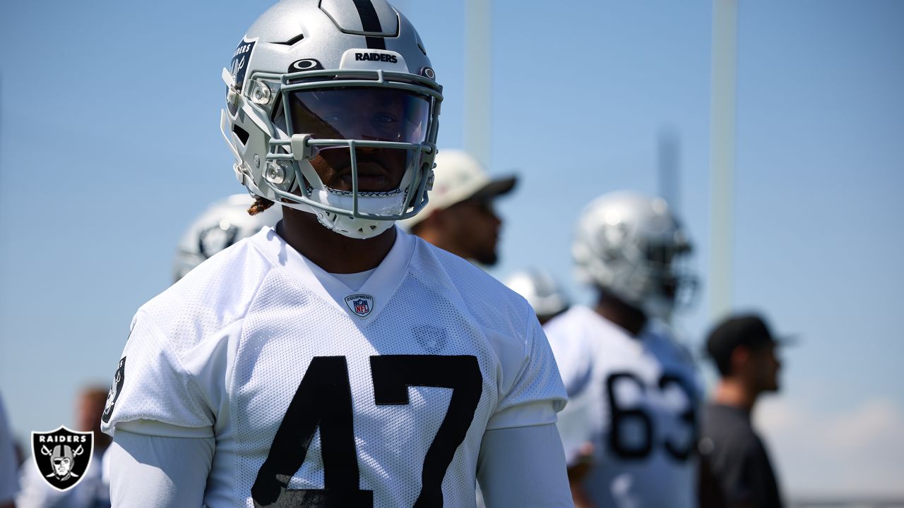 Josh Jacobs is Luckily Back with the Raiders and Immediately Soars Up 2023  Fantasy Football Draft Boards - Bleacher Nation