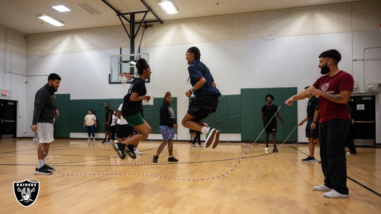 Photos: Raiders host Stretch and Move program for Boys and Girls