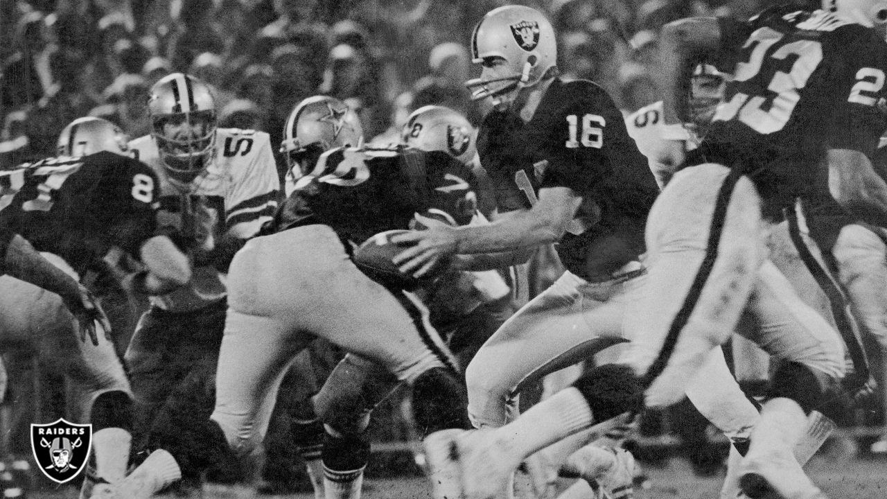 On This Date in Raiders History: George Blanda inducted into the Hall of  Fame