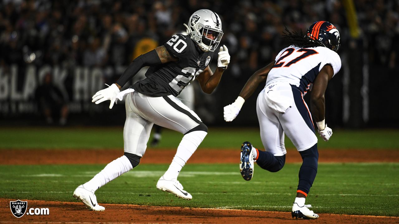 Benson Mayowa, Vontaze Burfict removed from Raiders final injury