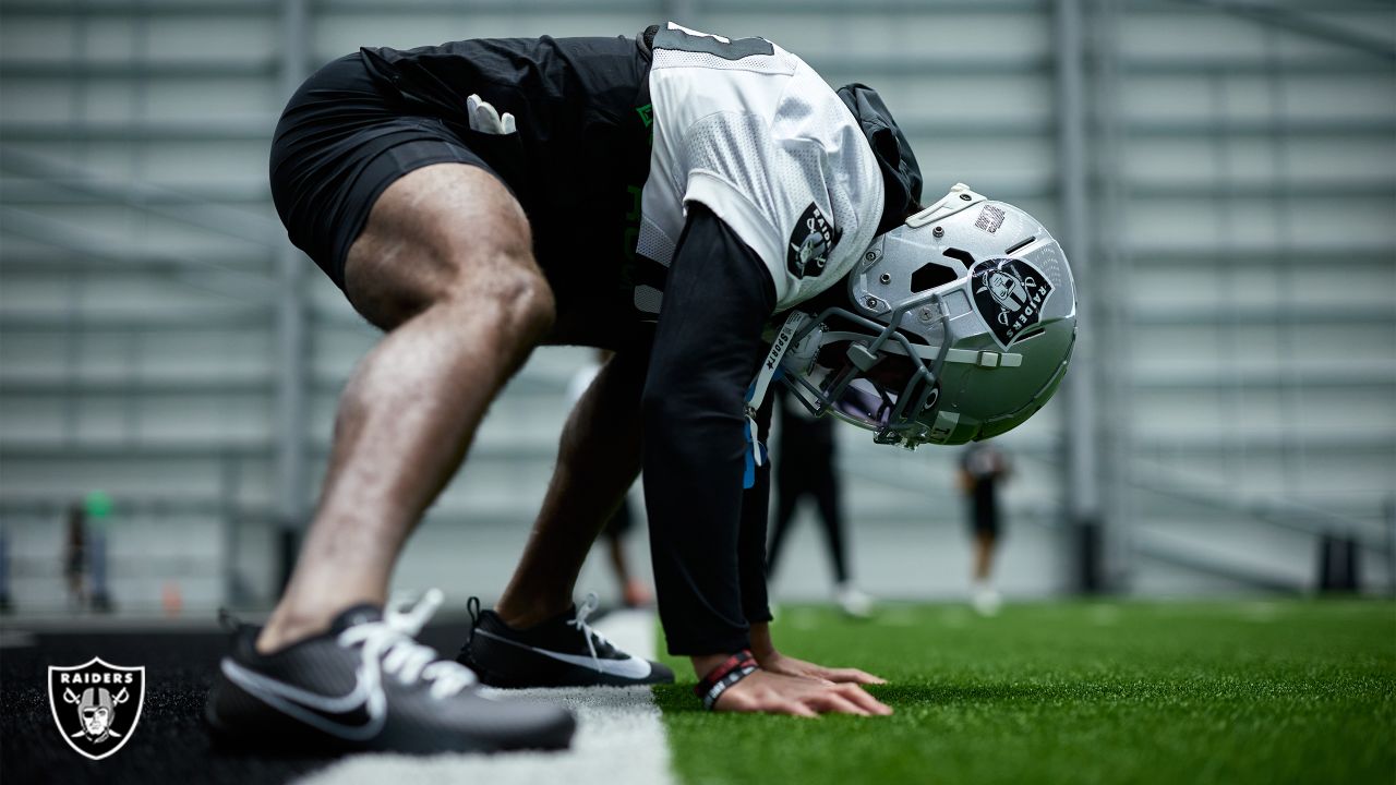 Raiders training camp: Rookie Amari Burney shows speed and