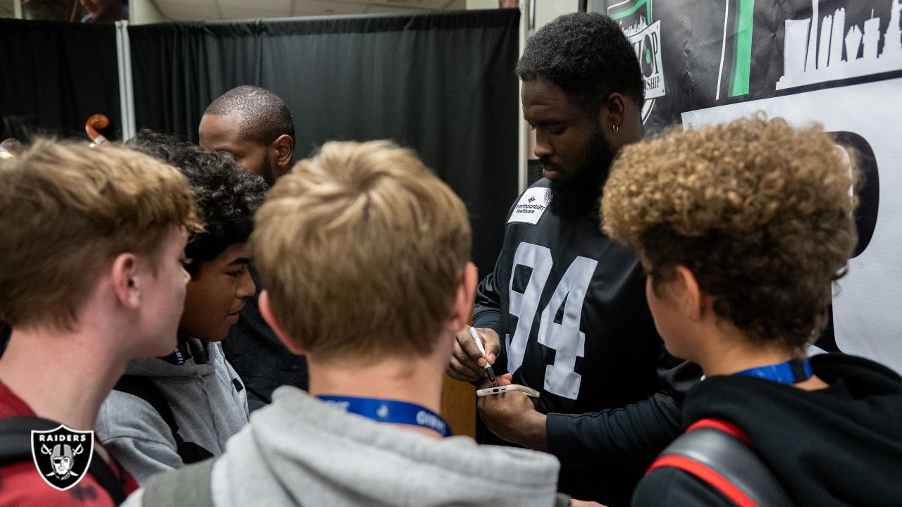 Raiders talk hip hop with Las Vegas youth