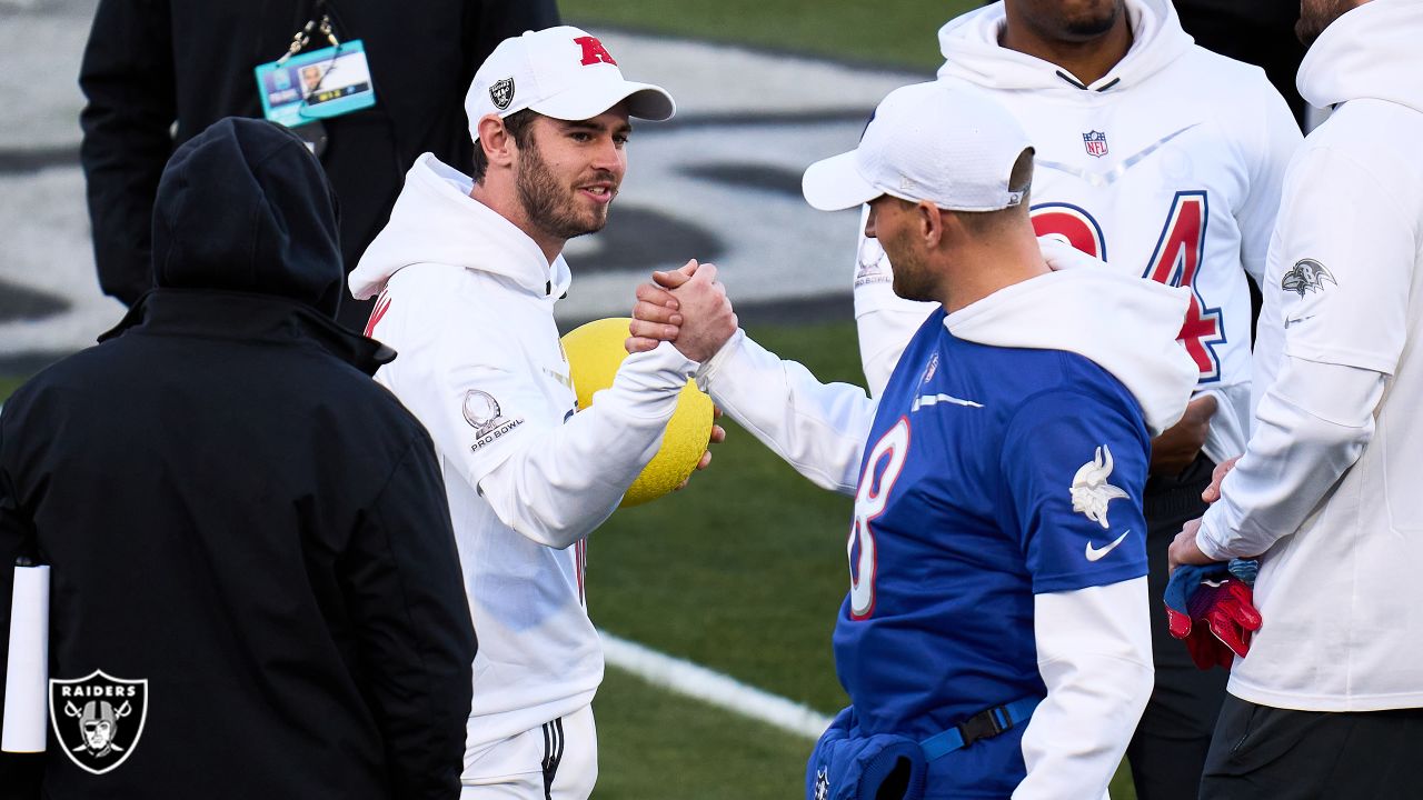 Hunter Renfrow shows off arm at NFL Pro Bowl Skills Challenge