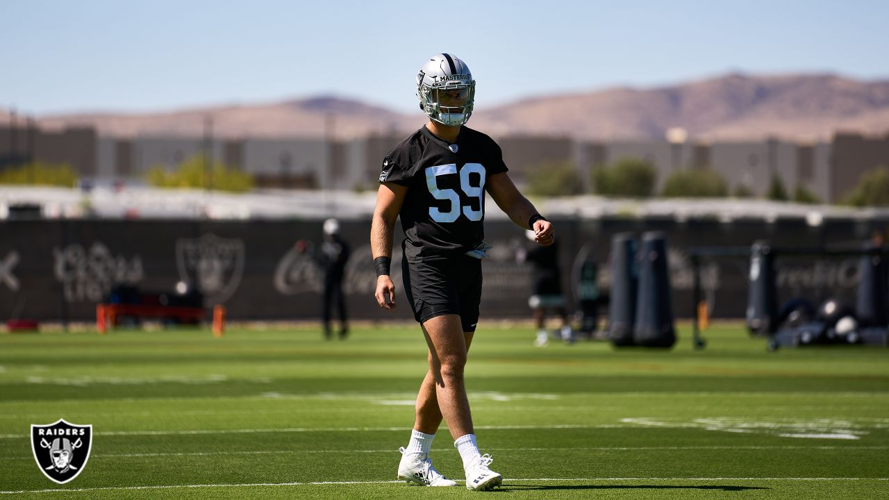 Raiders: Does Divine Deablo crack the Top 5 of AFC West linebackers? -  Silver And Black Pride