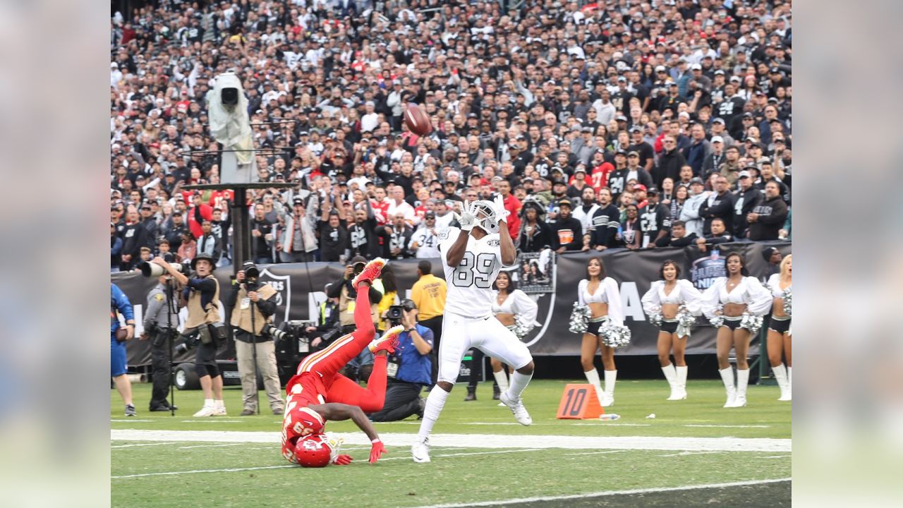 14,949 Raiders Vs Chiefs Photos & High Res Pictures - Getty Images