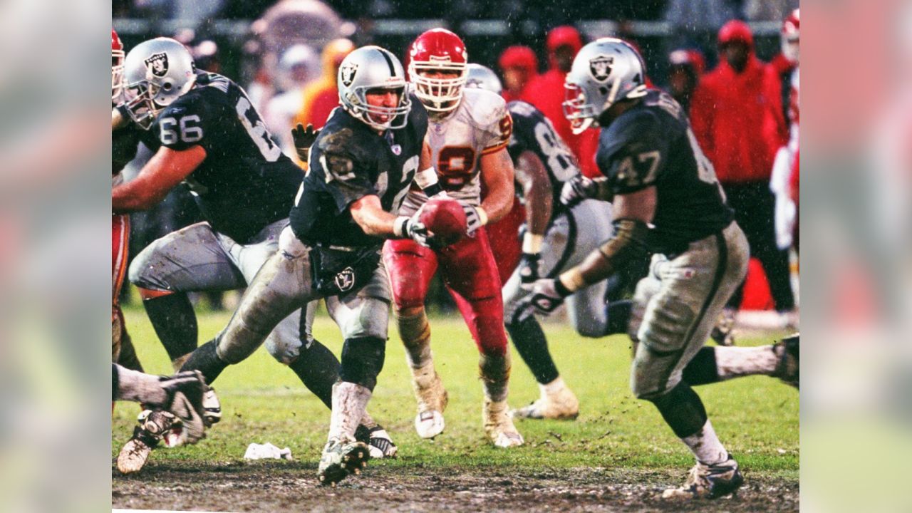 A History Of The Raiders And Chiefs Rivalry Through The Years