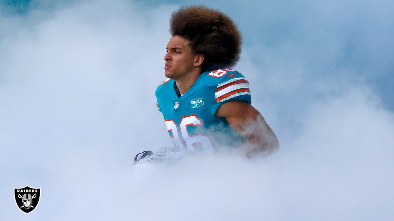 2022 Dolphins free agency: Miami should try to keep WR Mack Hollins