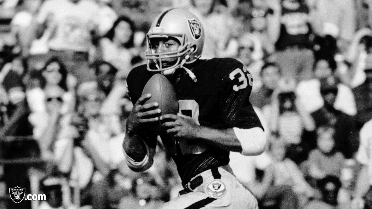 Marcus Allen turns 63: Five fast facts on the Hall of Fame running back's  birthday 