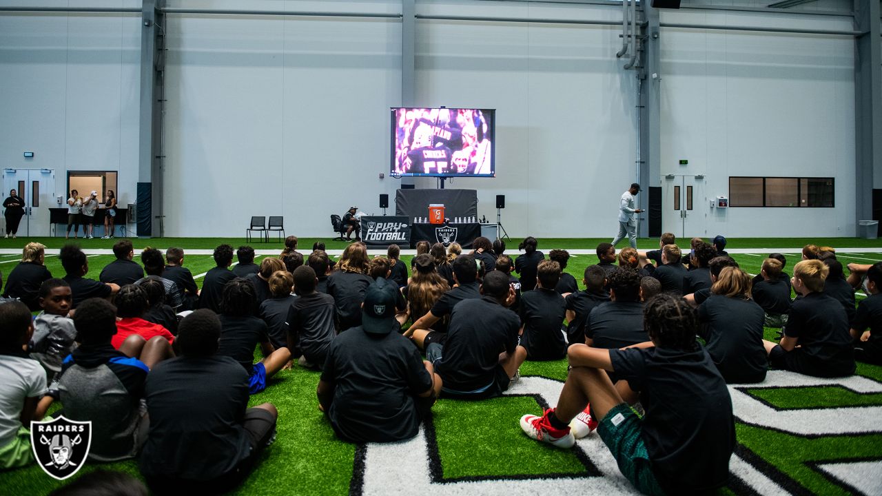 Photos: Raiders host youth for skills camp at HQ