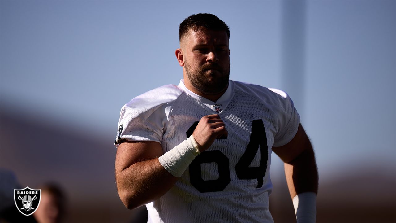 Raiders lock in top pick OT Kolton Miller to rookie deal - Silver And Black  Pride