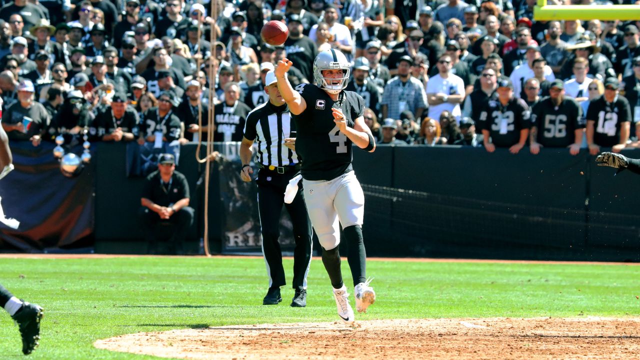 File:Raiders fan 1 at Falcons at Raiders 11-2-08 B.JPG - Wikipedia