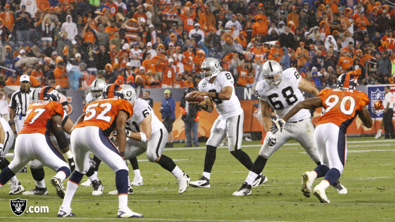 JaMarcus Russell leads Oakland Raiders past Denver Broncos 20-19