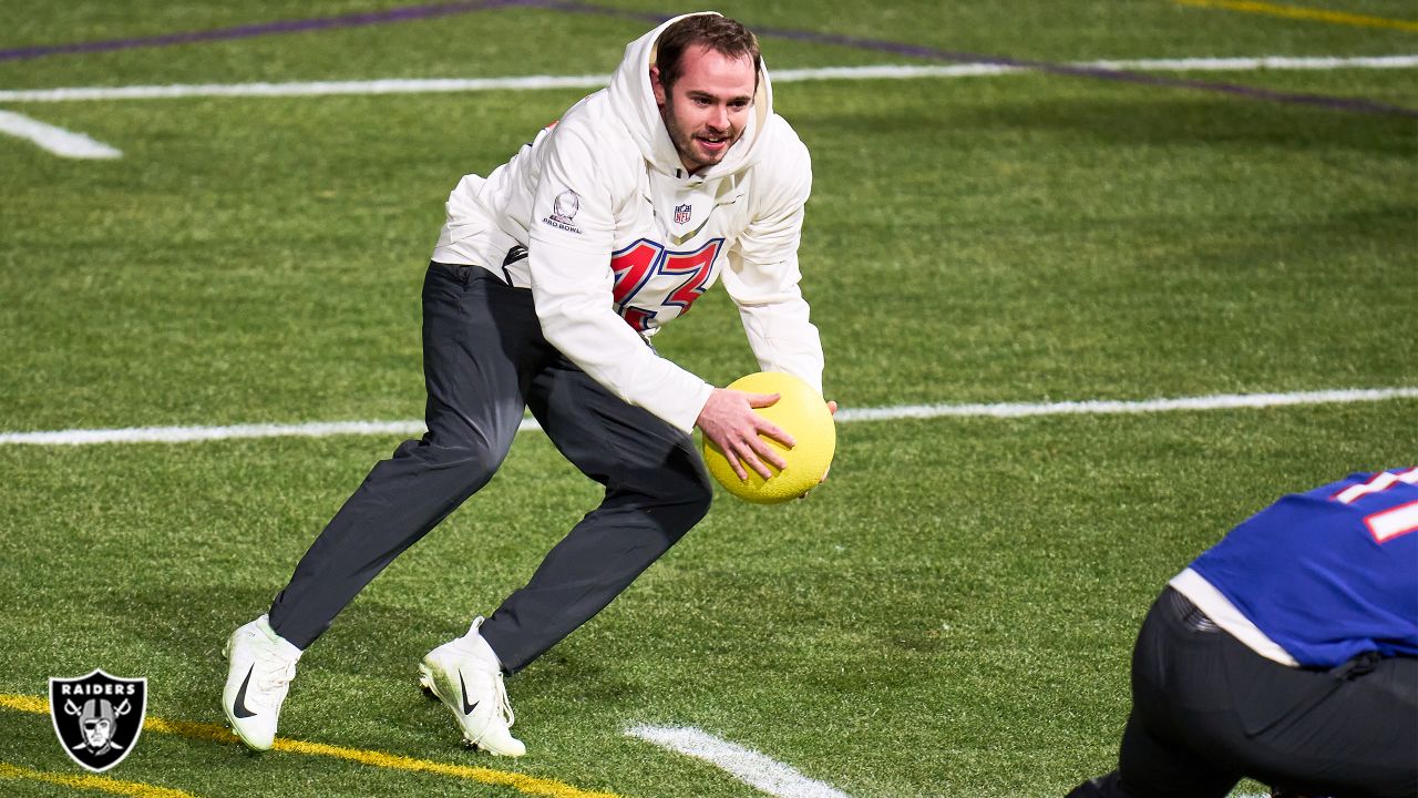 Hunter Renfrow shows off arm at NFL Pro Bowl Skills Challenge