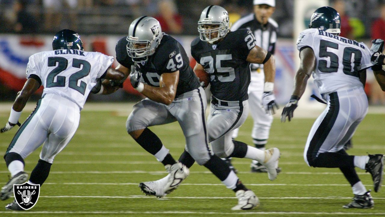 Throwback Thursday: Raiders take down the Eagles in the 2006 Hall