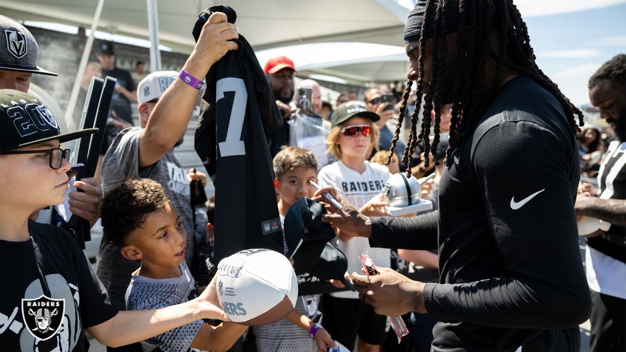 Raiders engage community during Training Camp