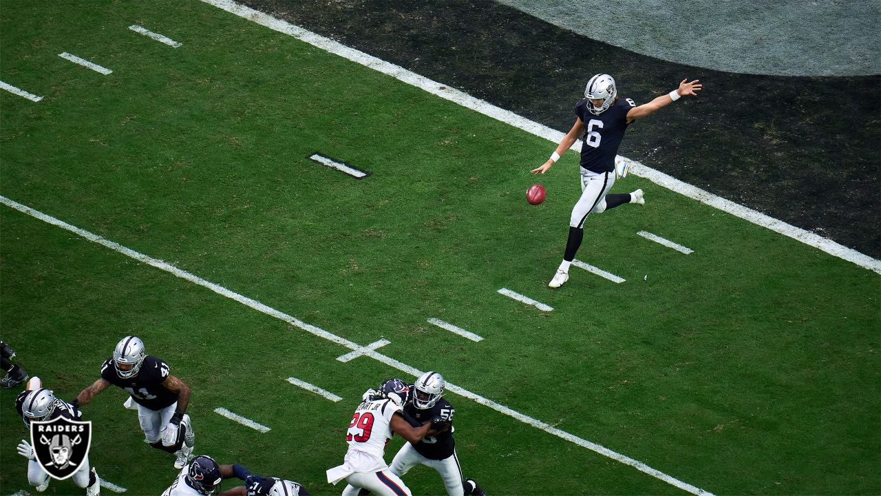 \ud83d\udcf8 Game Photos | Texans at Raiders, Week 7