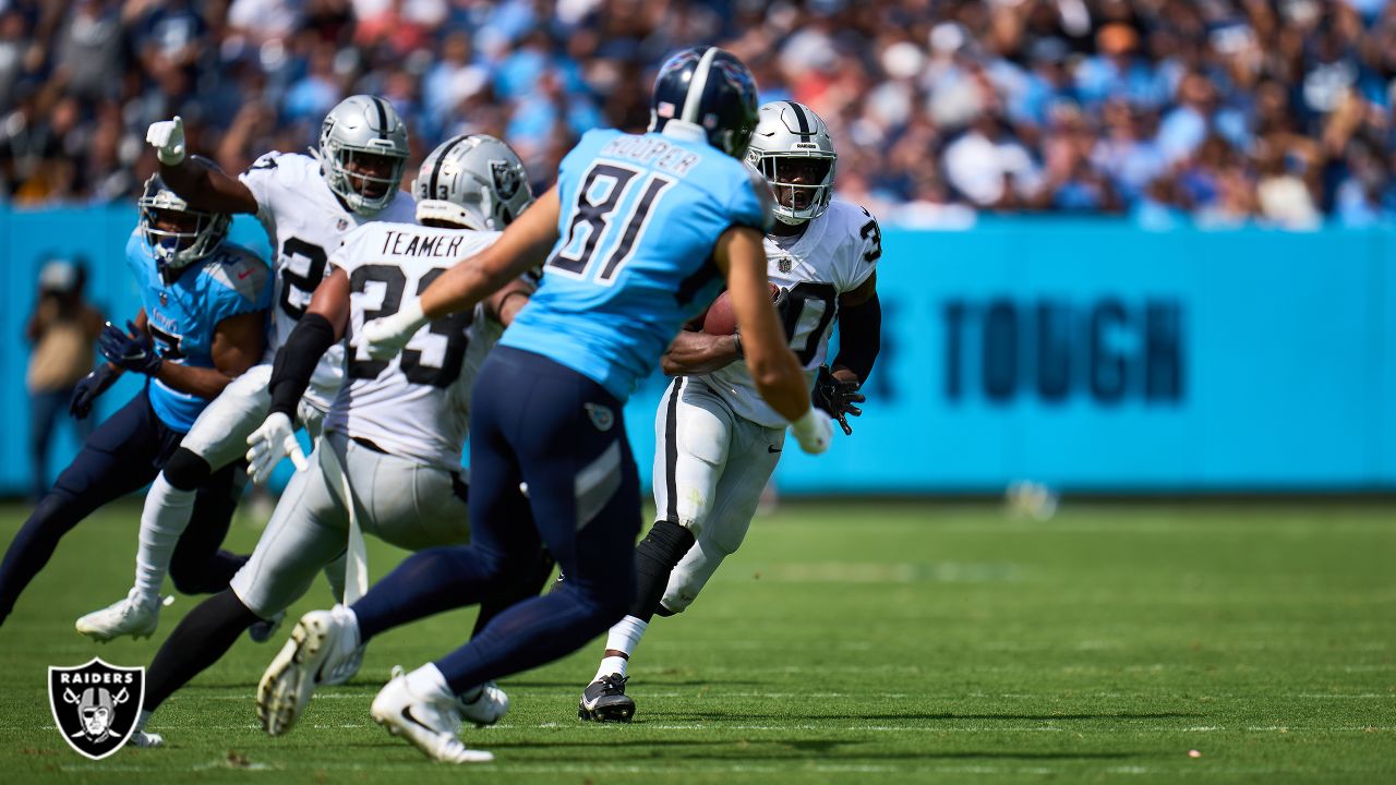 Las Vegas Raiders safety Duron Harmon (30) runs during an NFL football game  against the Los Angeles Rams, Thursday, Dec. 8, 2022, in Inglewood, Calif.  (AP Photo/Kyusung Gong Stock Photo - Alamy