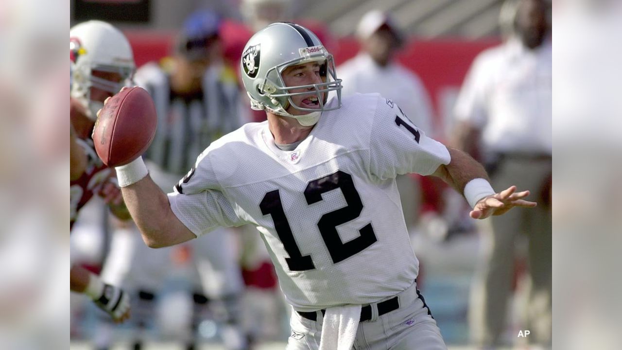 A Look At The Raiders History Against The Cardinals