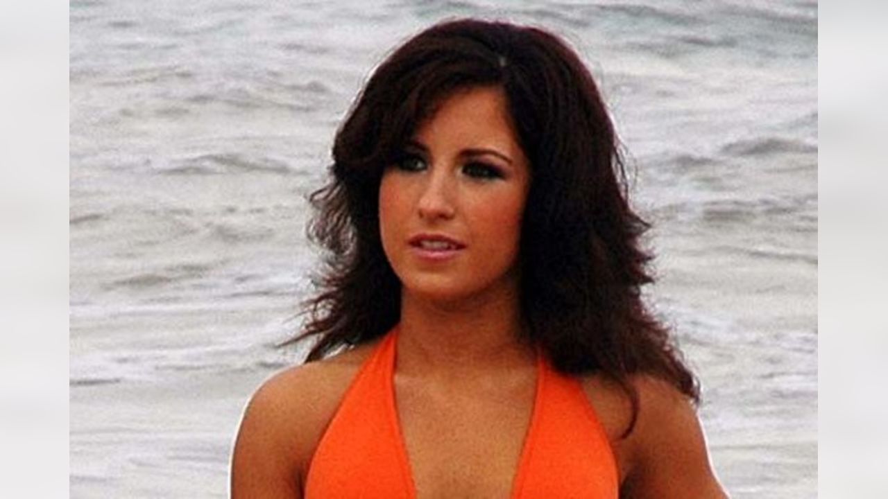 2010 Raiderette Calendar Photo Shoot