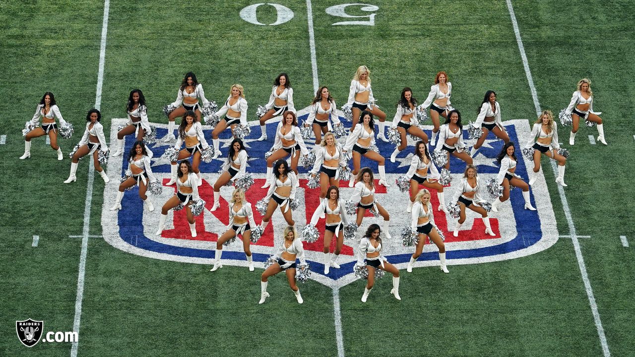 Tottenham Hotspur stadium is packed as the NFL release footage for Oakland  Raiders Chicago Bears