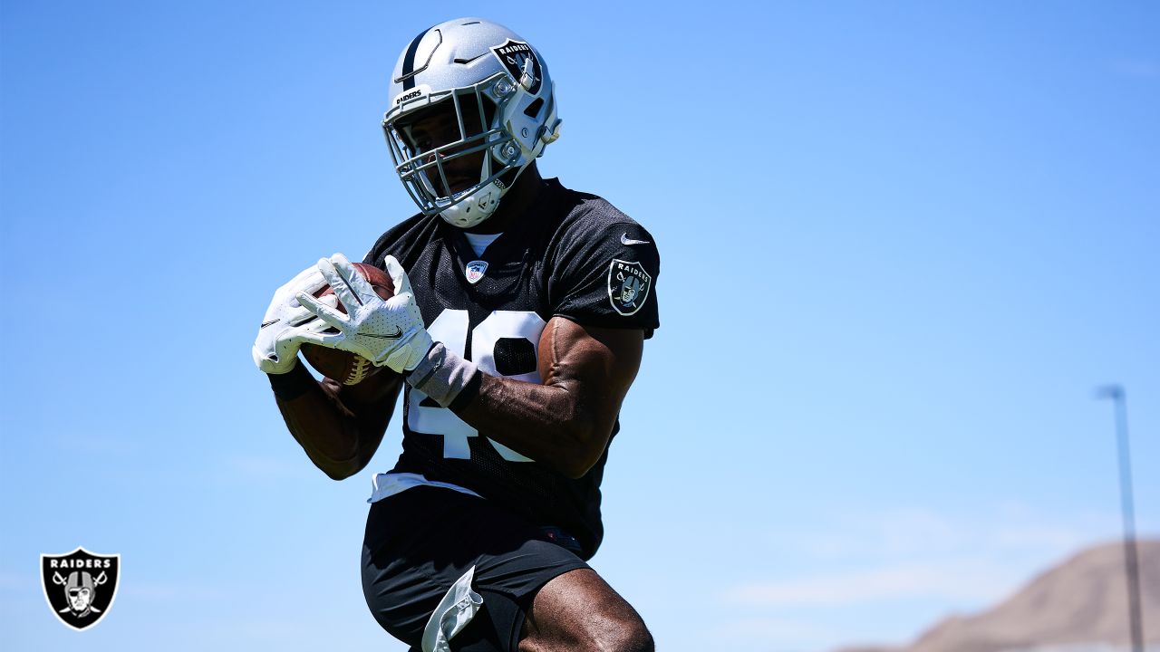 Las Vegas Raiders on X: Heads up Raider nation, @CharlesWoodson