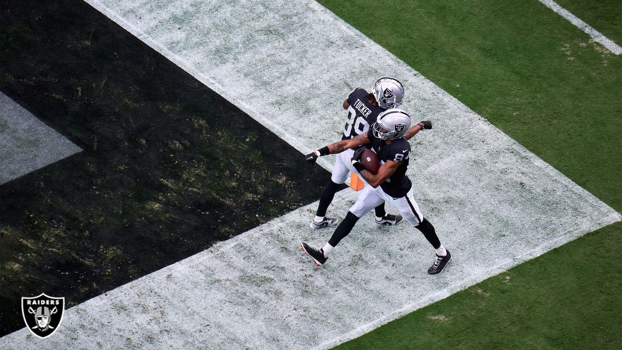 Las Vegas Raiders quarterback Chase Garbers #14 plays during a pre-season  NFL football game against the San Francisco 49ers Sunday, Aug. 13, 2023, in  Las Vegas. (AP Photo/Denis Poroy Stock Photo - Alamy