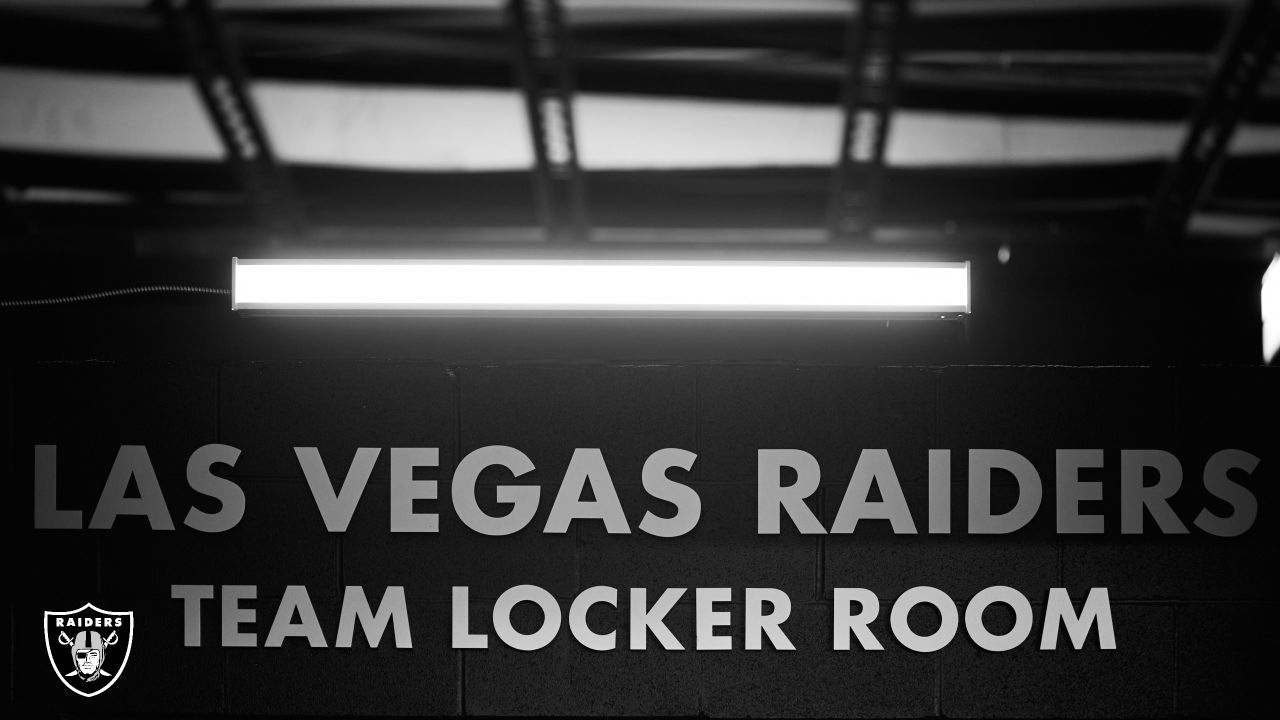 Photograph: Las Vegas Raiders vs. New England Patriots (Preseason) - Las  Vegas Weekly