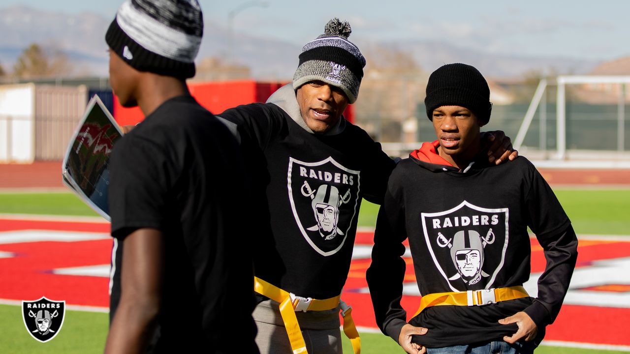 AJ Cole honored pregame for nomination as Raiders' Walter Payton