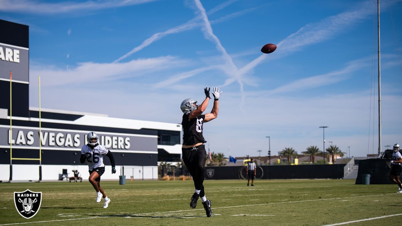 Las Vegas Raiders tight end Foster Moreau (87) heads for the sidelines  during an NFL football game against the Los Angeles Chargers, Sunday,  September 11, 2022 in Inglewood, Calif. The Chargers defeated