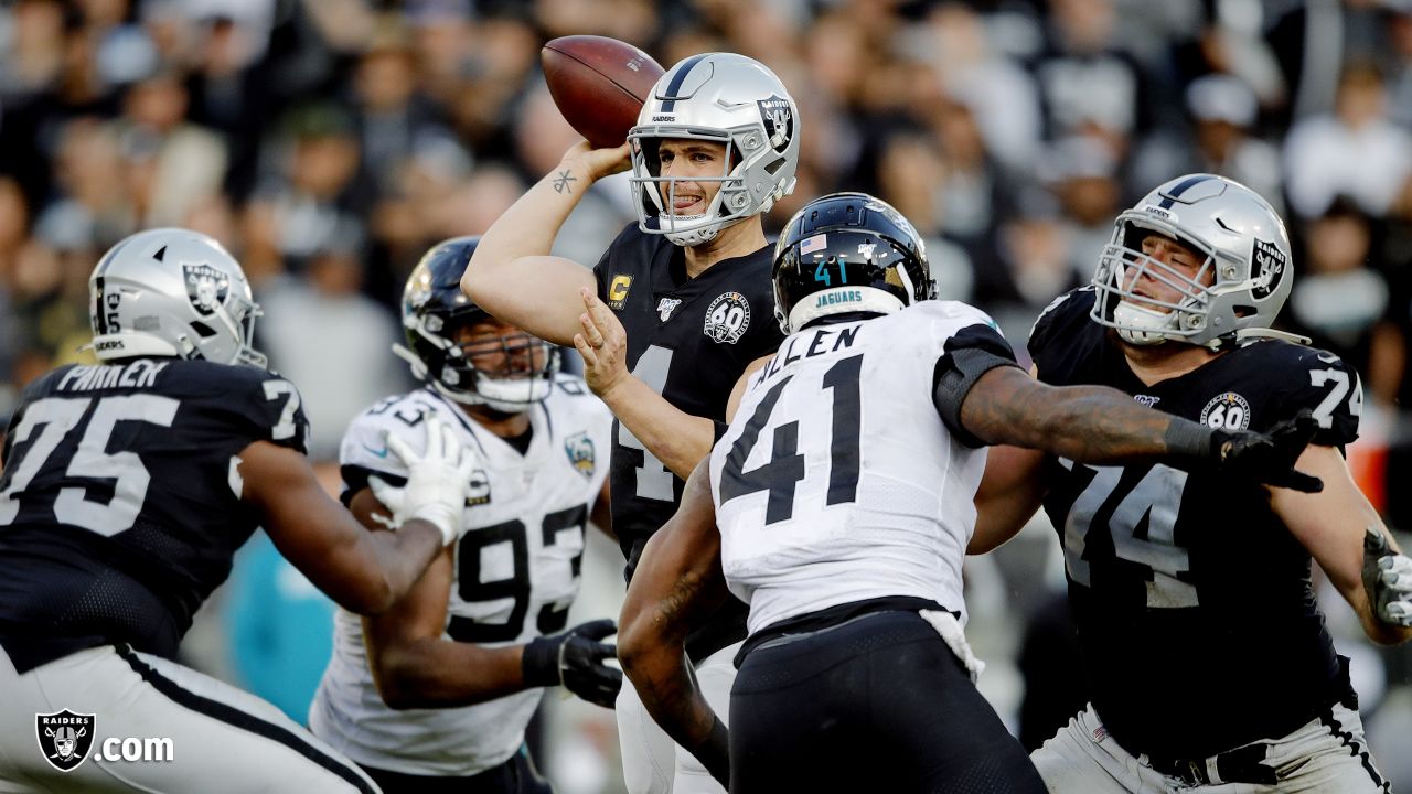 Derek Carr: Will there be teeth to Marcus Mariota rivalry?