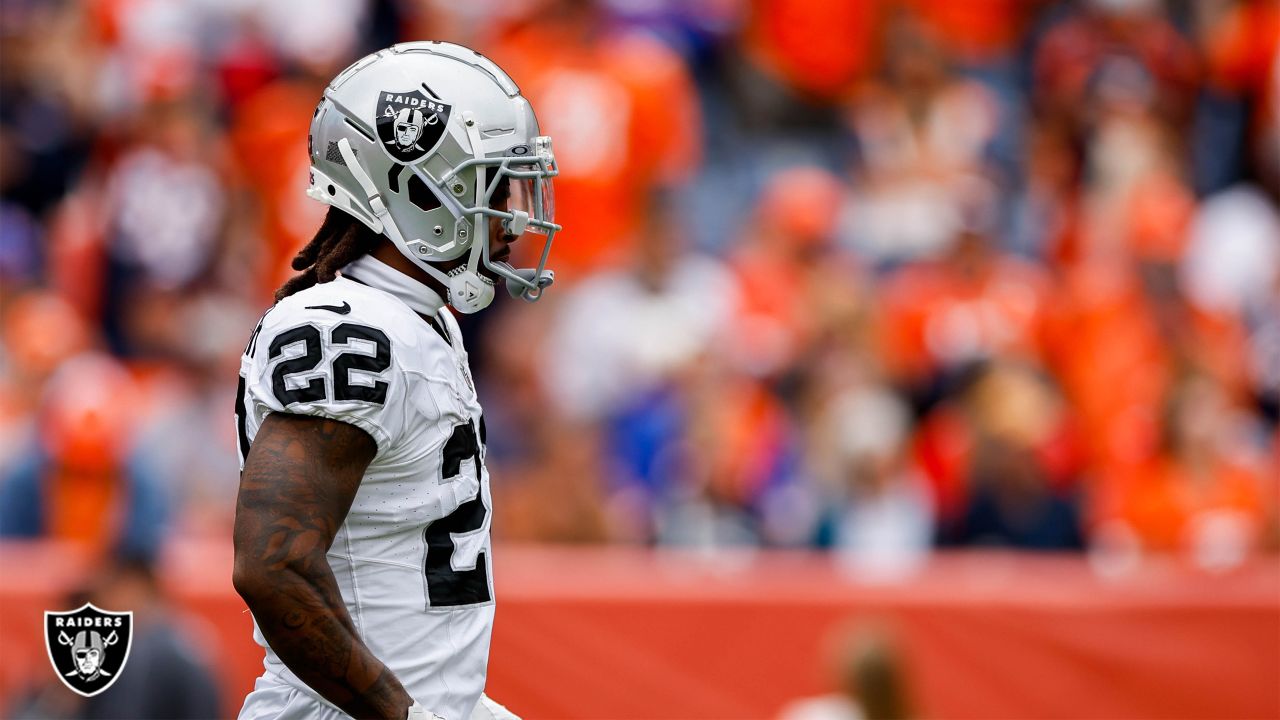 Raiders score first defensive TD in years vs. Broncos, only one