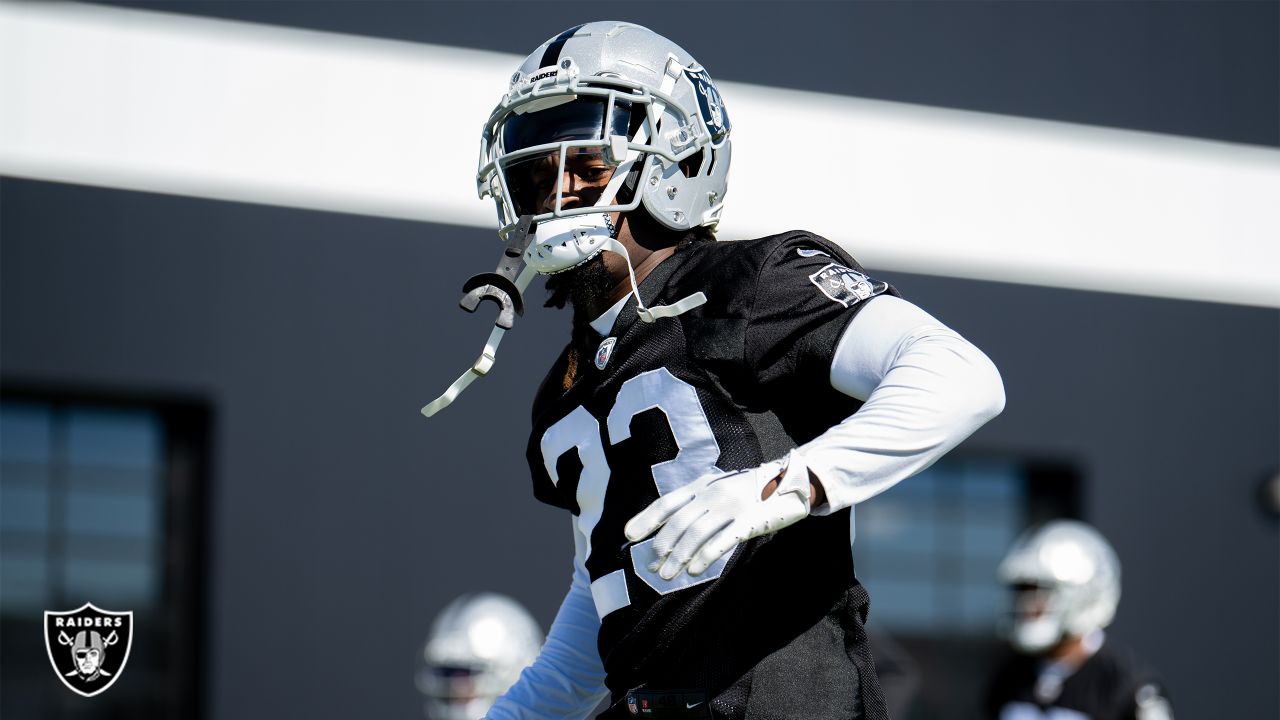 Las Vegas Raiders Sign Cornerback Nickell Robey-Coleman +